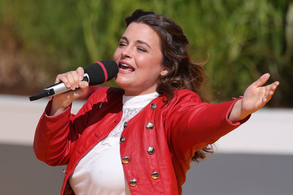 Ronja Forcher - Immer wieder sonntags 2024, Folge 01 Ronja Forcher. ARD-Unterhaltungsshow Immer wieder sonntags. TV-Aufzeichnung und Live-â€¹bertragung vom 16.06.2024 aus dem Wasserpark Rulantica, Rust. Baden-WÂ¸rttemberg, Deutschland. *** Ronja Forcher Immer wieder sonntags 2024, Episode 01 Ronja Forcher ARD entertainment show Immer wieder sonntags TV recording and live broadcast from 16 06 2024 from the water park Rulantica, Rust Baden WÂ¸rttemberg, Germany