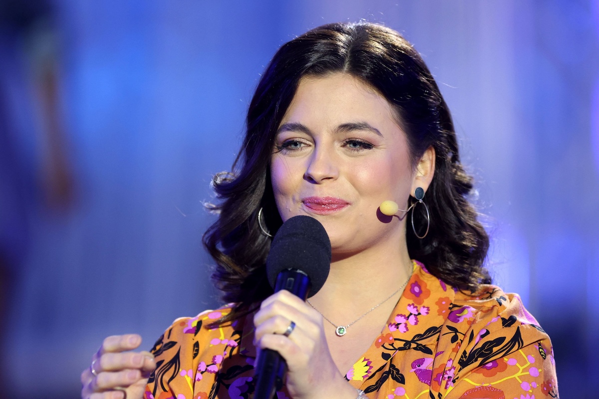 ORF / MDR - Die Gartenparty der Stars . Ronja Forcher wâ€°hrend der Generalprobe zur ORF / MDR Unterhaltungsshow Die Gartenparty der Stars am 28.04.2022 in den Kittenberger Erlebnisgâ€°rten in Langenlois. 20220429BOS0075 *** ORF MDR Die Gartenparty der Stars Ronja Forcher during the dress rehearsal for the ORF MDR entertainment show Die Gartenparty der Stars on 28 04 2022 at the Kittenberger Erlebnisgâ€°rten in Langenlois 20220429BOS0075
