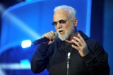 Die Schlagernacht des Jahres. Sâ€°nger Nino de Angelo wâ€°hrend eines Auftrittes im Rahmen der Schlagernacht des Jahres am 15.10.2022 in der Hanns-Martin-Schleyer-Halle, Stuttgart. 20221015MWI45627 *** The Schlagernacht des Jahres singer Nino de Angelo during a performance at the Schlagernacht des Jahres on 15 10 2022 at the Hanns Martin Schleyer Halle, Stuttgart 20221015MWI45627