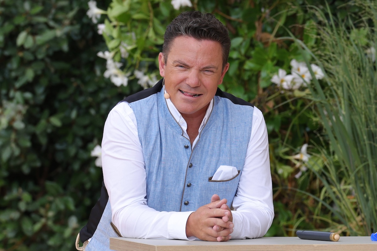 Stefan Mross - Immer wieder sonntags 2023, Folge 12 Moderator Stefan Mross anlâ€°sslich der ARD-Unterhaltungsshow Immer wieder sonntags IWS. TV-Aufzeichnung und Live-â€¹bertragung vom 27.08.2023 aus dem Wasserpark Rulantica, Rust. Baden-WÂ¸rttemberg, Deutschland. *** Stefan Mross Immer wieder sonntags 2023, episode 12 Presenter Stefan Mross on the occasion of the ARD entertainment show Immer wieder sonntags IWS TV recording and live broadcast from 27 08 2023 from the Rulantica water park, Rust Baden WÂ¸rttemberg, Germany