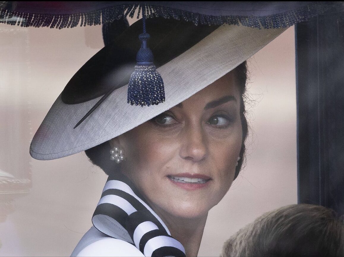 Kate Middleton hat sich seit ihrer Krebserkrankung aus der Ã–ffentlichkeit zurÃ¼ckgezogen. Nun sorgt ein lukratives GeschÃ¤ft fÃ¼r Schlagzeilen...