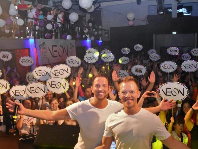 NEONPOWER