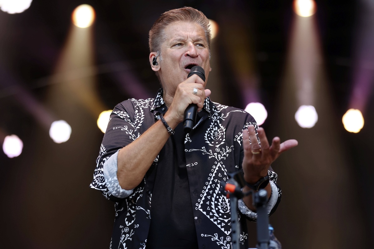 Hartmut Engler von Pur live bei einem Konzert beim Summertime Norderney. Norderney, 26.07.2024 *** Hartmut Engler from Pur live at a concert at Summertime Norderney Norderney, 26 07 2024 Foto:xxF.xZeisingx/xFuturexImagex pur_7237