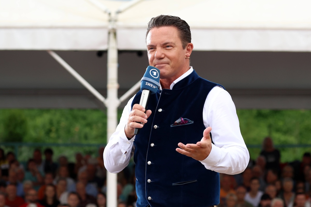 Europapark - Immer wieder Sonntags Stefan Mross Saenger / Moderator / Entertainer in der ARD-TV-Sendung Immer wieder sonntags. Copyright: xZoonar.com/JoachimxHahnex 22185088